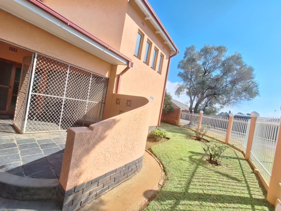 3 Bedroom Property for Sale in Northview Northern Cape